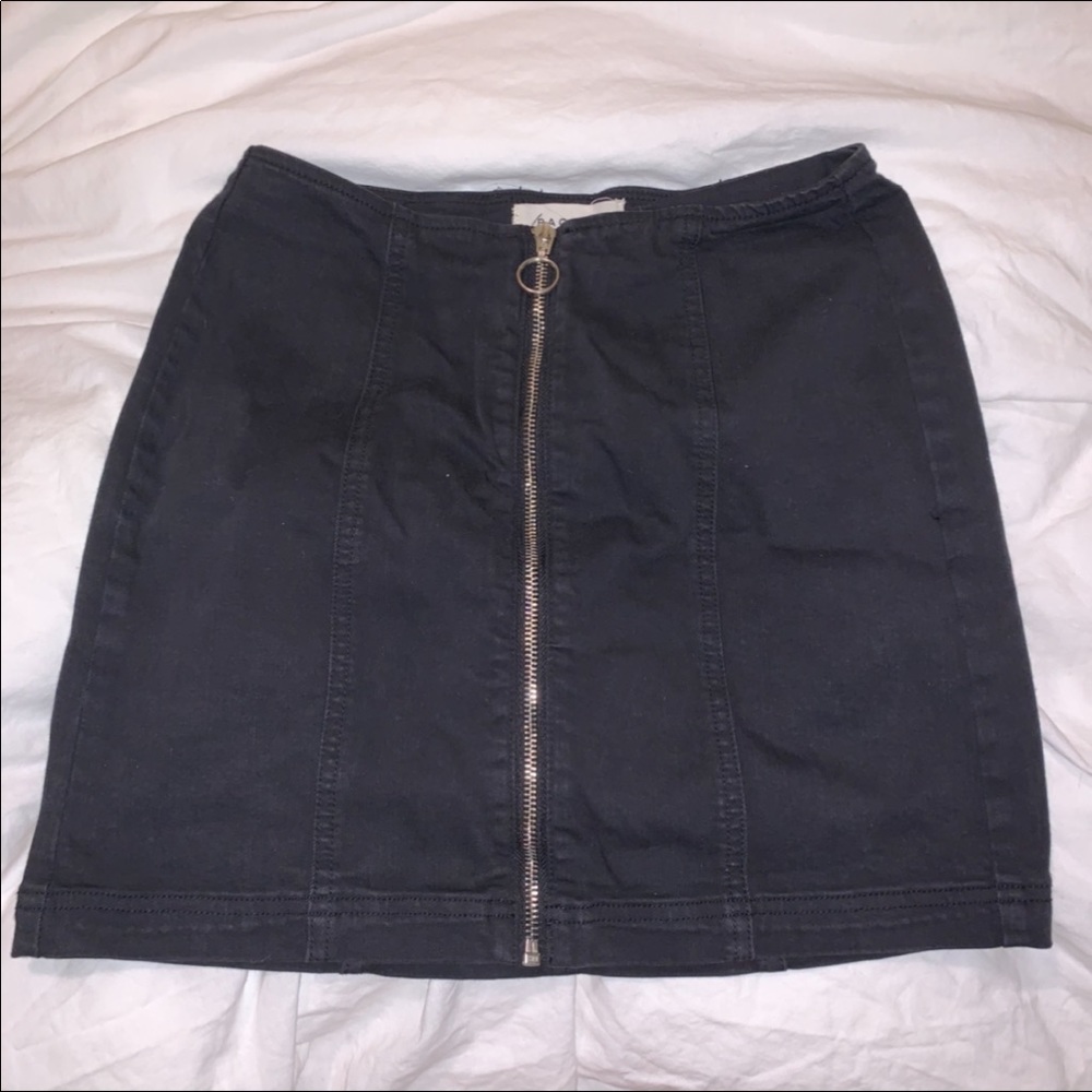 Black zip body con skirt